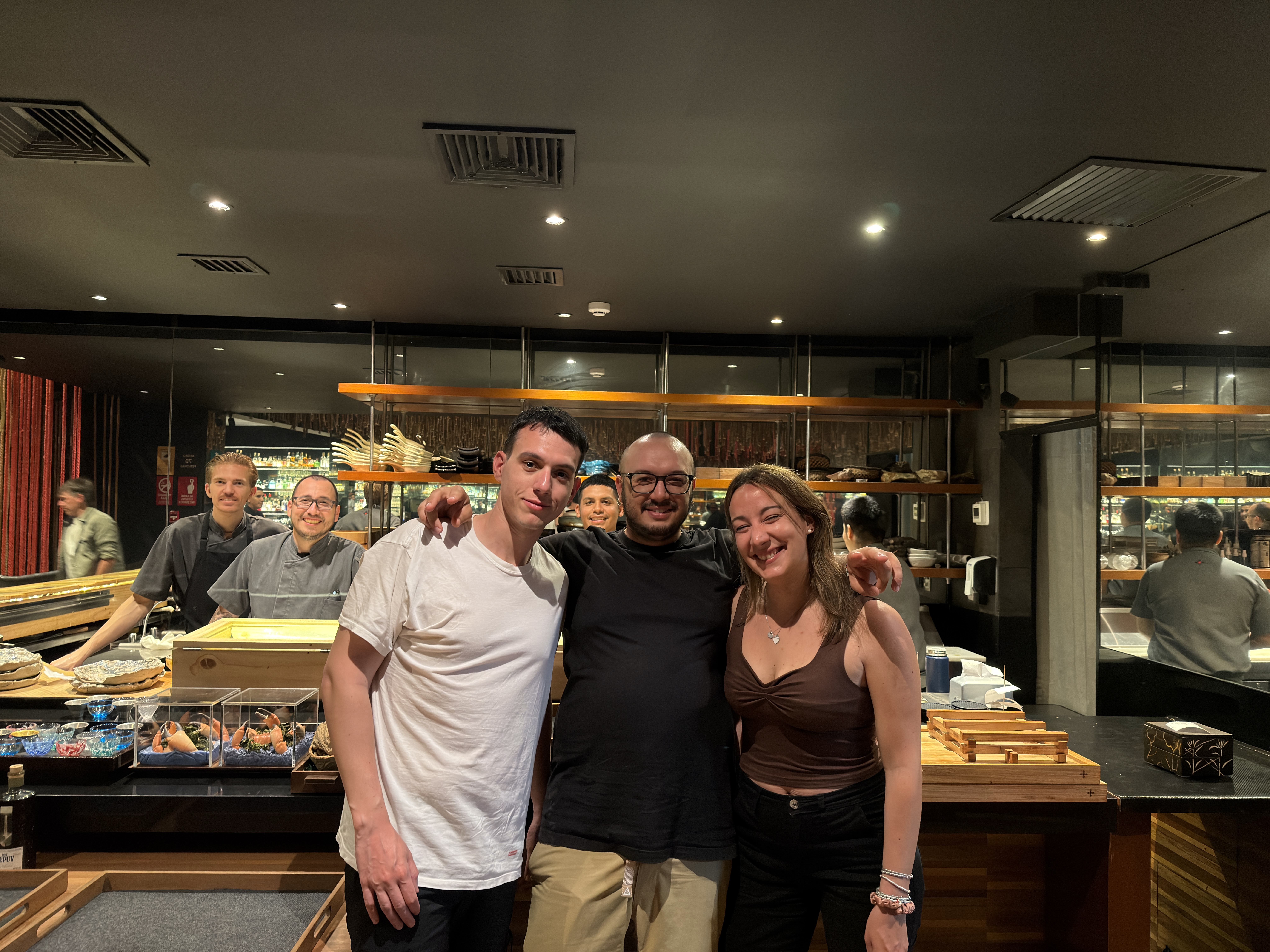Cena di gruppo in un ristorante, Lima, Perù